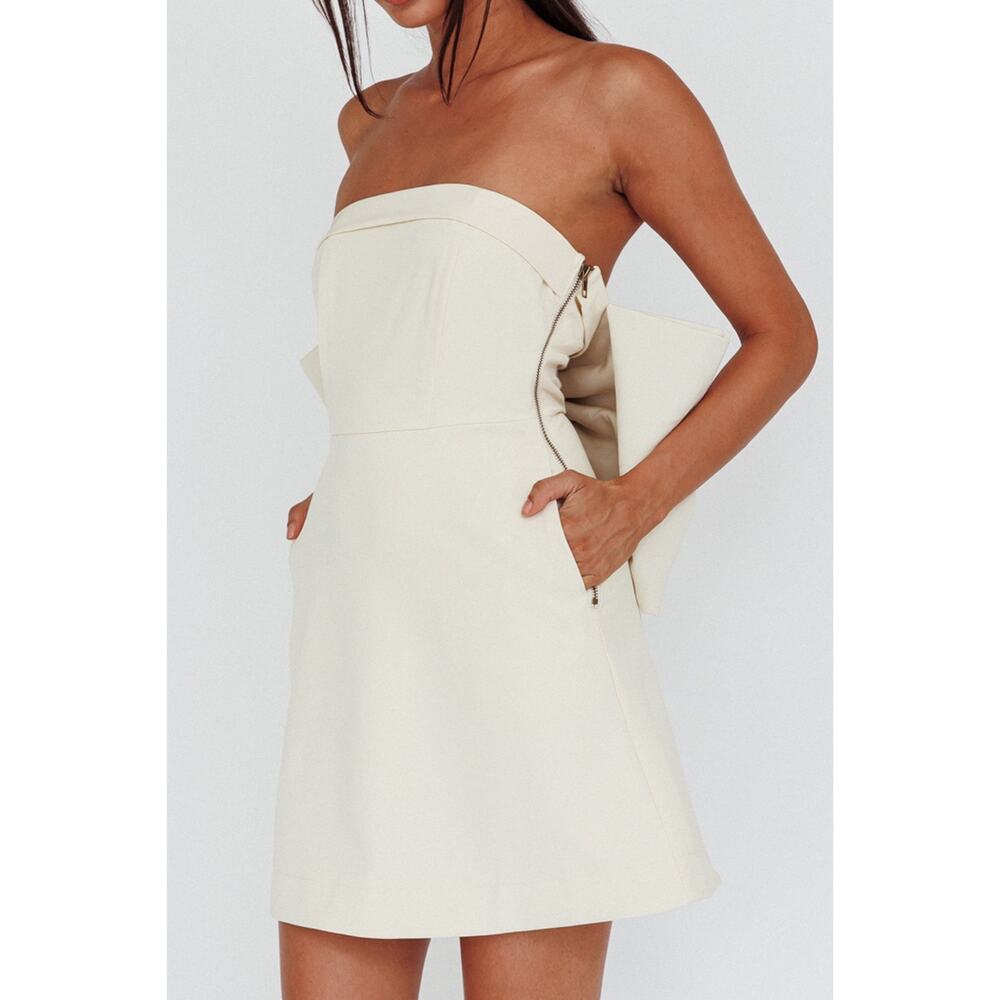 Selfie Leslie Made For Love Bow Back Strapless Mini Dress Ivory Size Small - Picture 3 of 8